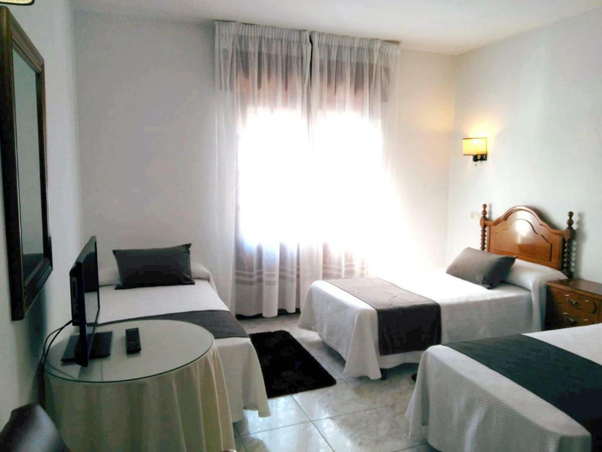 Hostal Mourelos O Grove Rum bild